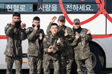 공군 제 20전비 두쫀쿠와 함께하는 사랑의 헌혈 운동 실시