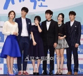 [포토]스웨덴 세탁소 출연진, 포즈는 어려워~