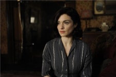 배우 레이첼 와이즈, 절제와 욕망의 간극에서[스포츠투데이]