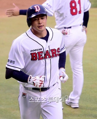 [포토]'투런포' 김재환, 두산이 경기를 리드한다![스포츠투데이]