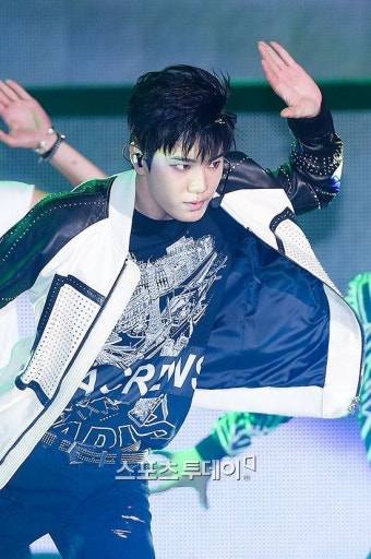 [포토]인피니트 이성종, 무대에서 손찌검?(인피니트 쇼케이스)