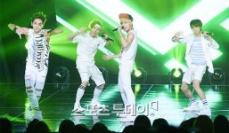 [포토]지피지기 매력에 빠져봐(더쇼)