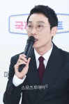 [포토]인사말 전하는 이휘재(국제아파트)