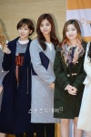 [ST포토]정연-쯔위-다현, 단상을 밝히는 청순 미모