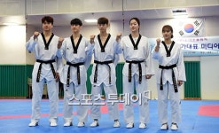 [ST포토]차동민-이대훈-김태훈-오혜리-김소희 태권도 국가대표
