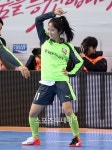 플레이도 세리모니도 화끈했던 이민아, 사랑나눔상 수상