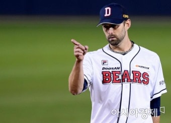 '니퍼트 6승' 두산, 삼성 난타하며 17-2 대승