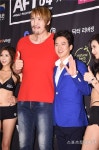 최홍만, 엔젤스파이팅과 계약…11월 복귀전