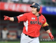 [ST포토] 박헌도, 솔로포 쾅