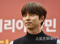 [ST포토] 공유, 어려 보이는 바가지 머리