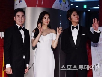 [ST포토] 신동엽 수지 박보검, '우리가 백상예술대상 MC'