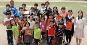 강원FC, 지역 학교 찾아 축구클리닉 진행