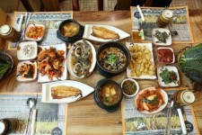 2018 고객만족대상 영인산마루, 영인산 정취 아래 즐기는 우렁쌈밥정식