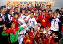 '박항서호에 힘을' 베트남 축구협회, 10년 전 우승 주역 초대