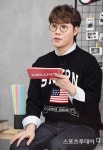 [ST포토] 이현, 여유 넘치는 진행