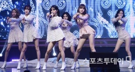 [ST포토] 여자친구, 첫 선보이는 메모리아