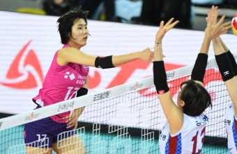흥국생명, 도로공사에 3-1 승…챔스전서 먼저 1승 챙겨