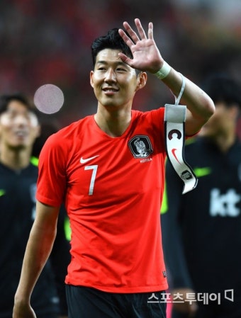 '1052억 원' 손흥민, 전 세계에서 가치있는 축구선수 33위…1위는 음바페