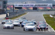 [ST포토] GT-300, 폭풍 질주