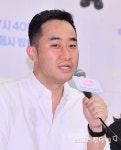 [ST포토] 이원형CP, 노래에 반하다는 다국적 플랫폼