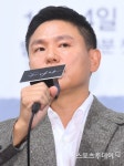 [ST포토] 질문에 답하는 김진원 감독