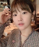 박소담, 눈부신 동안 미모 화제 오늘 하루도 힘 내봅니다