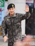 [ST포토] 전역 정용화, 다음달 콘서트에서 만나요