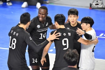 '다우디 데뷔전 22득점' 현대캐피탈, OK저축은행 꺾고 2연패 탈출
