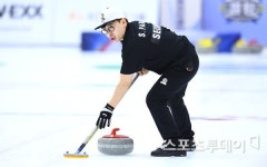 [ST포토] 박성욱, 집중 입