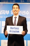 '새판 짜기' 나선 고희진 삼성화재 감독 