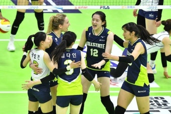 '루소 23득점' 현대건설, 도로공사 꺾고 개막 2연승…KB손보, 우리카드 제압