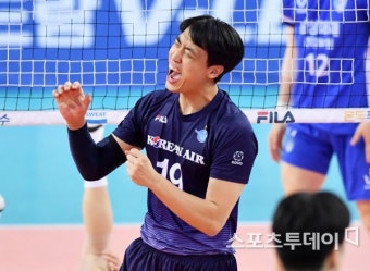[ST포토]  대한항공 진성태, '퍼펙트하게 이겼다!'