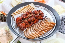 흑돼지황칠족발, 2021 고객만족대상 수상 뜻깊은 상에 희망 얻어