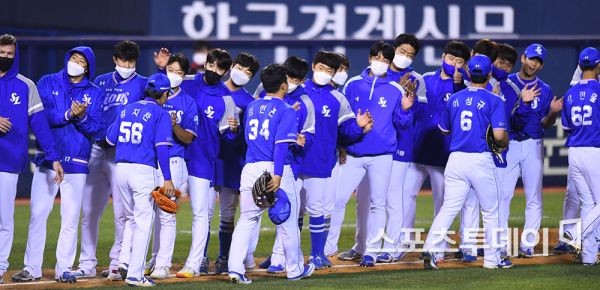 KIA 타이거즈, 오키나와 스프링캠프 연습경기 라이브 중계 확정! (74글자)