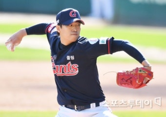 [ST포토] 역투하는 롯데 구승민