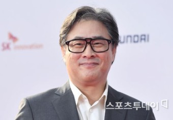 박찬욱, '미나리' 배급사 손 잡고 퓰리처상 '동조자' TV시리즈 연출