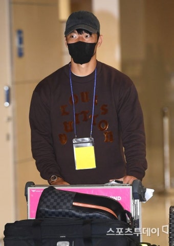 [ST포토] 황희찬 '귀국'
