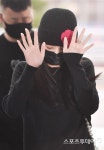 [ST포토] 블랙핑크 제니, 공항 패션은 지드래곤 스타일~