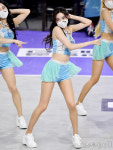 [ST포토] 치어리더 정지호, 눈길 붙드는 롱다리