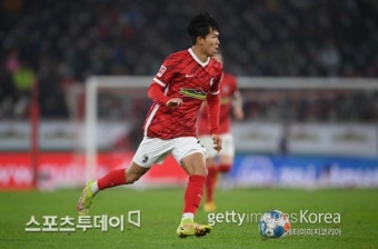 '정우영 교체 출전' 프라이부르크, 호펜하임 꺾고 포칼컵 8강 진출