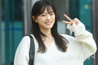 천우희 측 "'이로운 사기' 출연 검토 중"…3년만 안방극장 복귀할까 [공식입장]