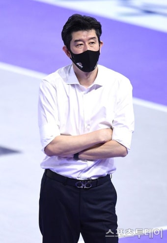 [ST포토] 후인정 감독 '인정 못해'