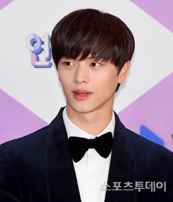 육성재, 일반인 여성과 열애설…소속사 