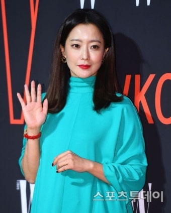 김희선, 서울아산병원에 1억원 기부 