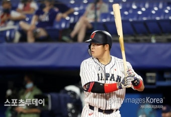 무라카미, 한·미·일 프로야구 최초 5연타석 홈런 달성
