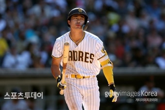 김하성, MLB 워싱턴전에서 맹활약으로 팀 대량 득점 이끌어【100글자】.