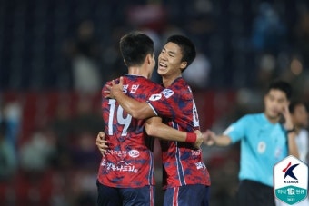 '김준범 극적 동점골' 김천, 전북과 2-2 무승부