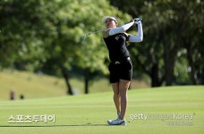 티티꾼, 연장 승부 끝에 시즌 2승 달성…최운정 3위