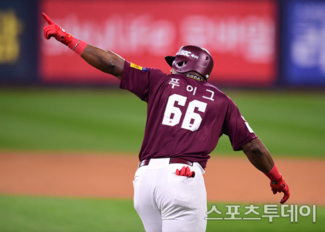 이정후, 키움 애리조나 캠프서 깜짝 등장! 팀워크 강화 회식에 의외의 손님!