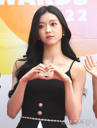 엑소 시우민, 2년 6개월 만에 솔로 컴백 확정! 새로운 매력 예고, 기대감 UP!